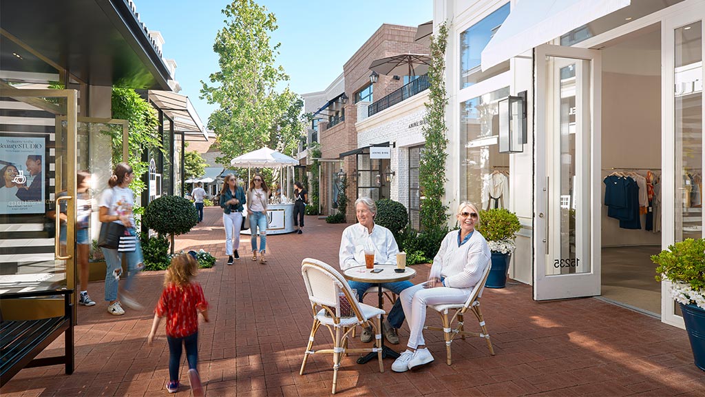 Palisades Village